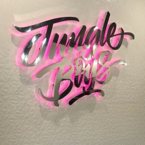 Meet your Posher, Justin